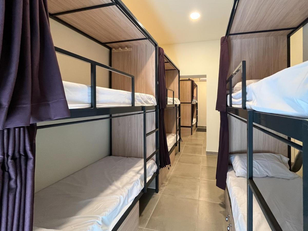 Multi Hostel Calvario Madryt Zewnętrze zdjęcie