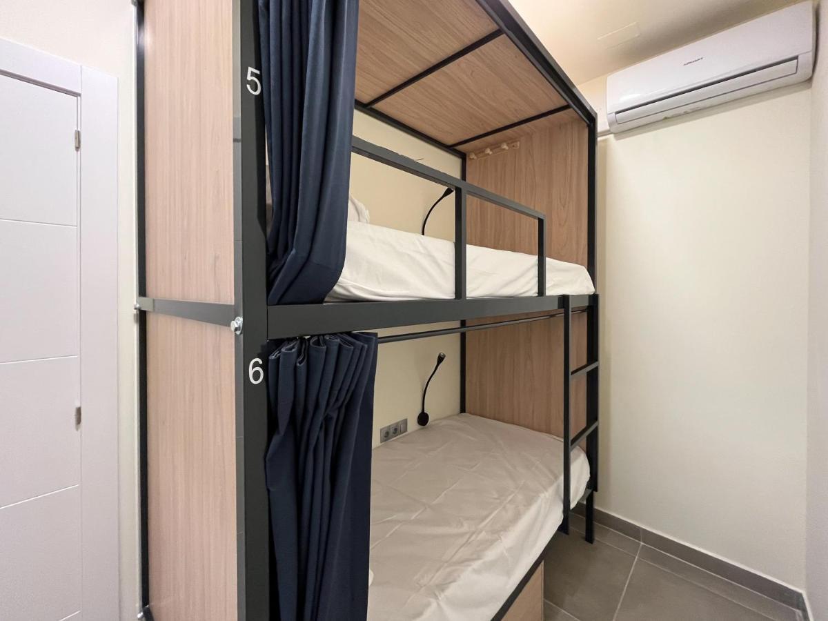 Multi Hostel Calvario Madryt Zewnętrze zdjęcie