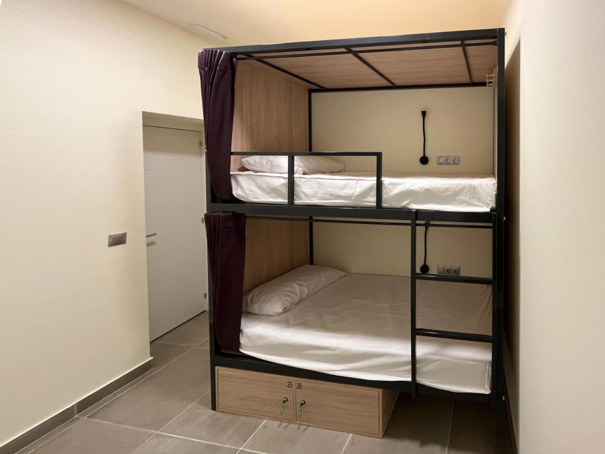 Multi Hostel Calvario Madryt Zewnętrze zdjęcie